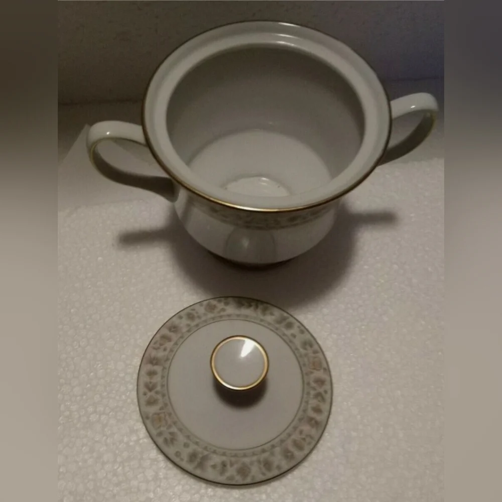 Sango China Japan Honey 'N Rice #3767 Sugar Bowl with Lid 1960s
